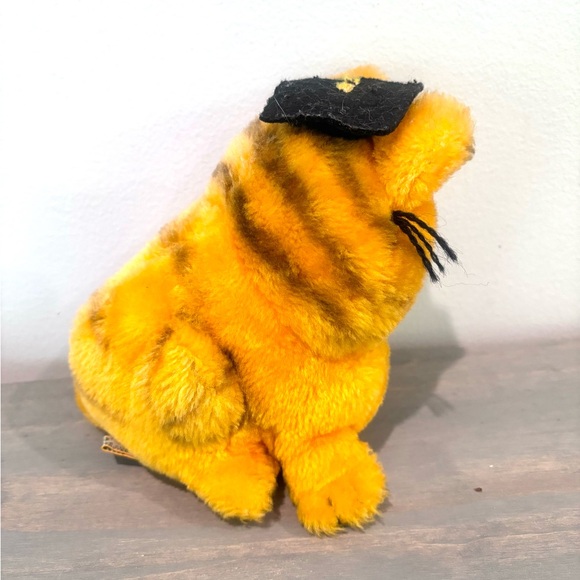 Vintage R. Dakin & Co Garfield Cat Grad Stuffed Plush Graduation Cap 1978 1981 - Picture 5 of 9